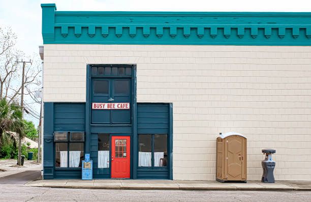 Best Portable bathroom rental  in La Crosse, KS