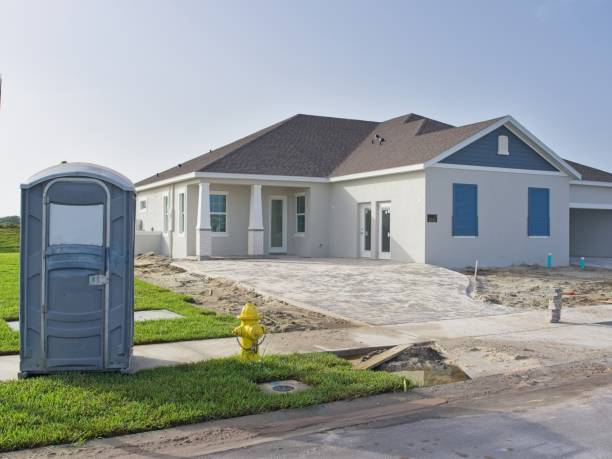 Portable Toilet Options We Offer in La Crosse, KS
